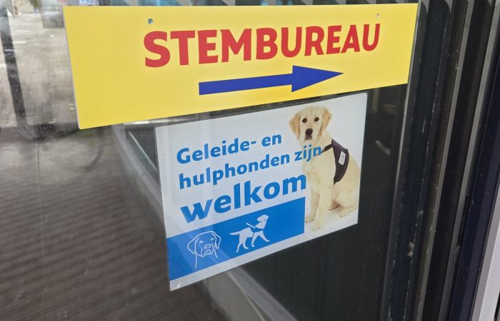 Foto toegankelijk stemmen in Dordrecht 2026