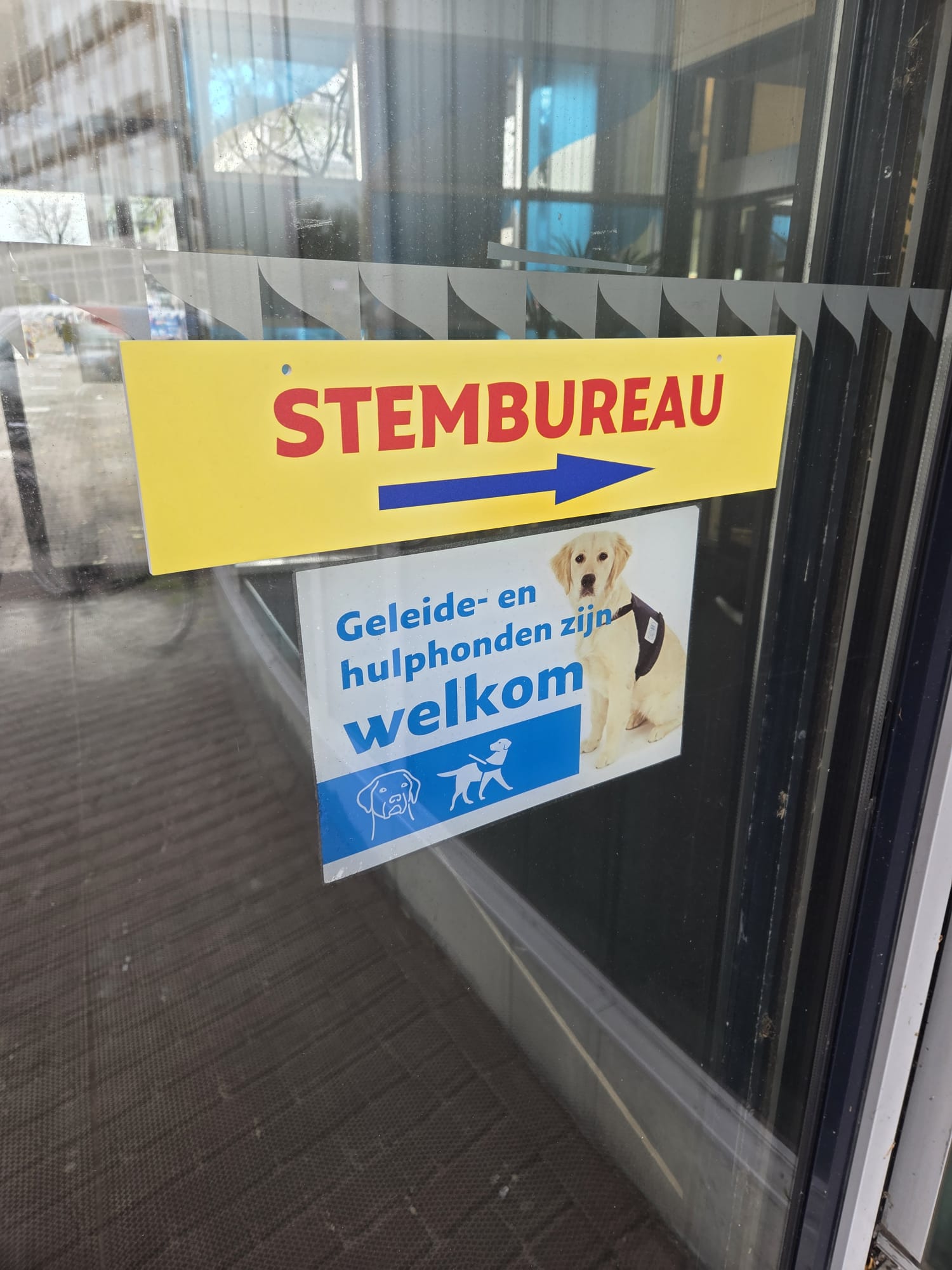 Foto toegankelijk stemmen in Dordrecht 2026